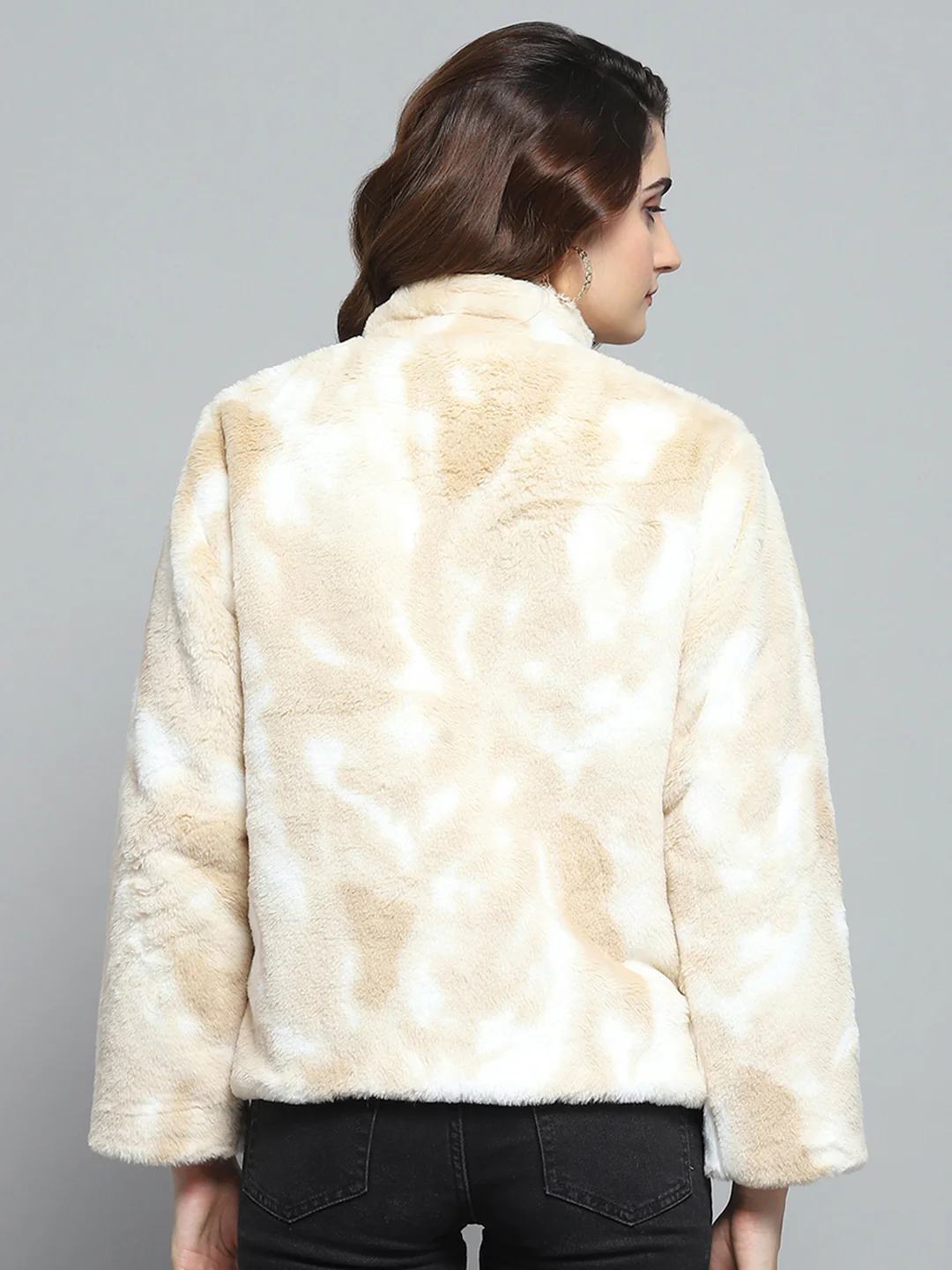 Women Beige & White Solid Mock Neck Full Sleeve Reversible Jacket - Image 5
