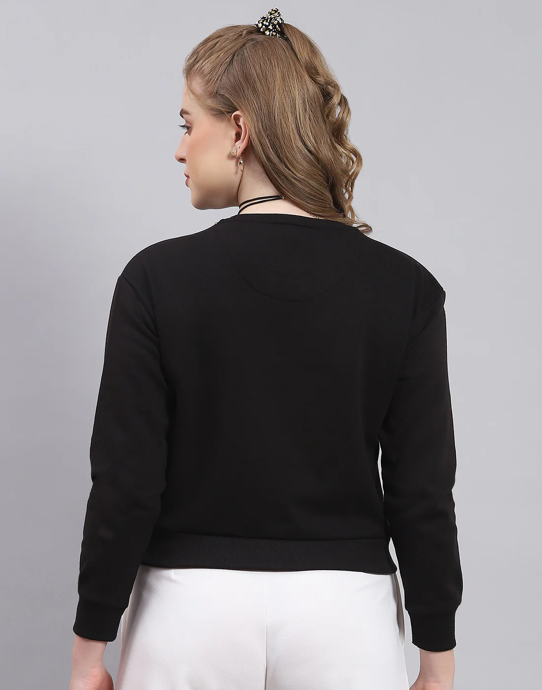 Women Black Embellished Round Neck Full Sleeve Sweatshirt - Image 5
