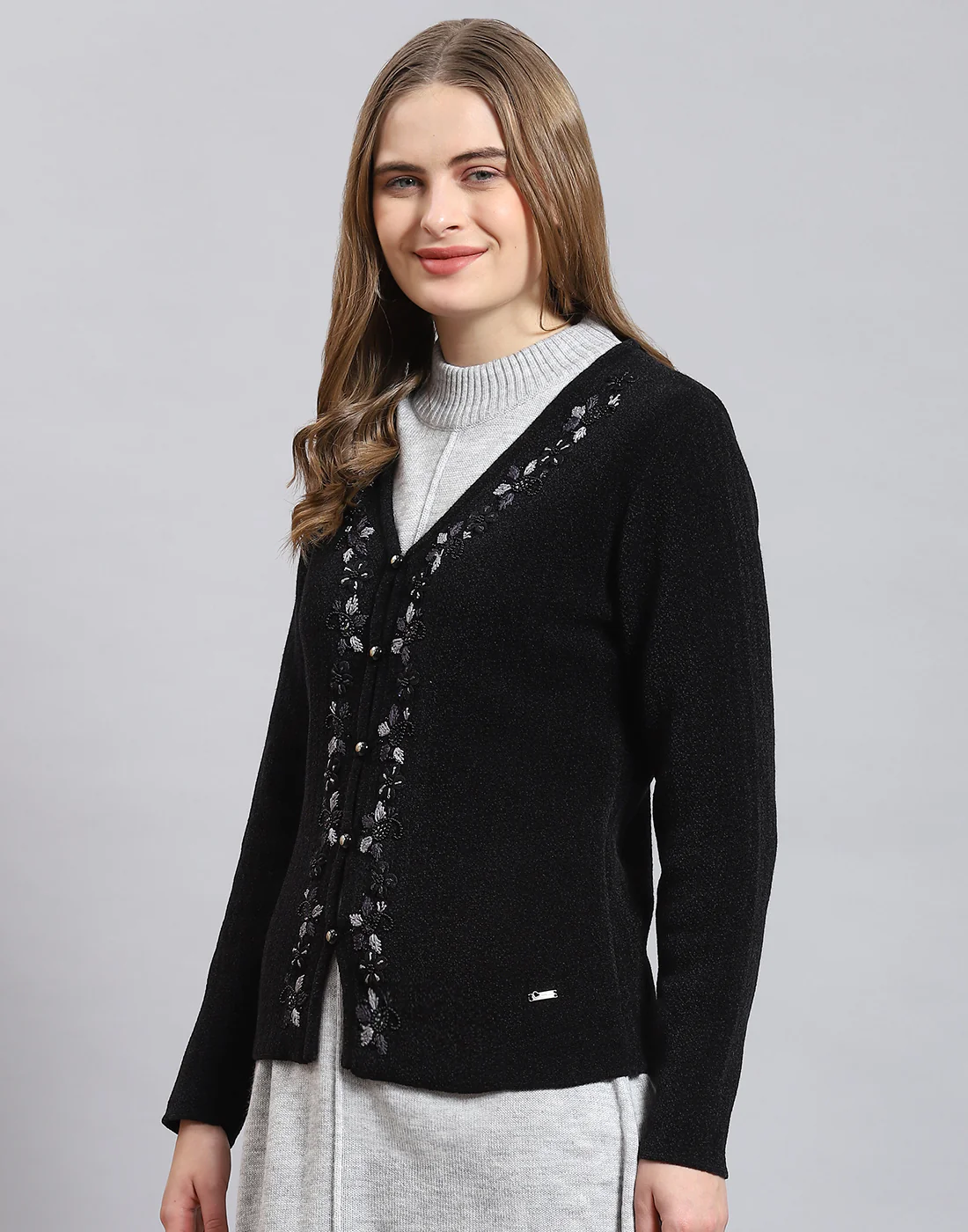 Women Black Embellished V Neck Full Sleeve Cardigan - Image 3