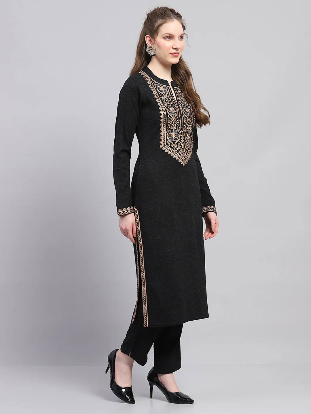 Women Black Embroidered Round Neck Full Sleeve Kurti Set for Winter - Image 2