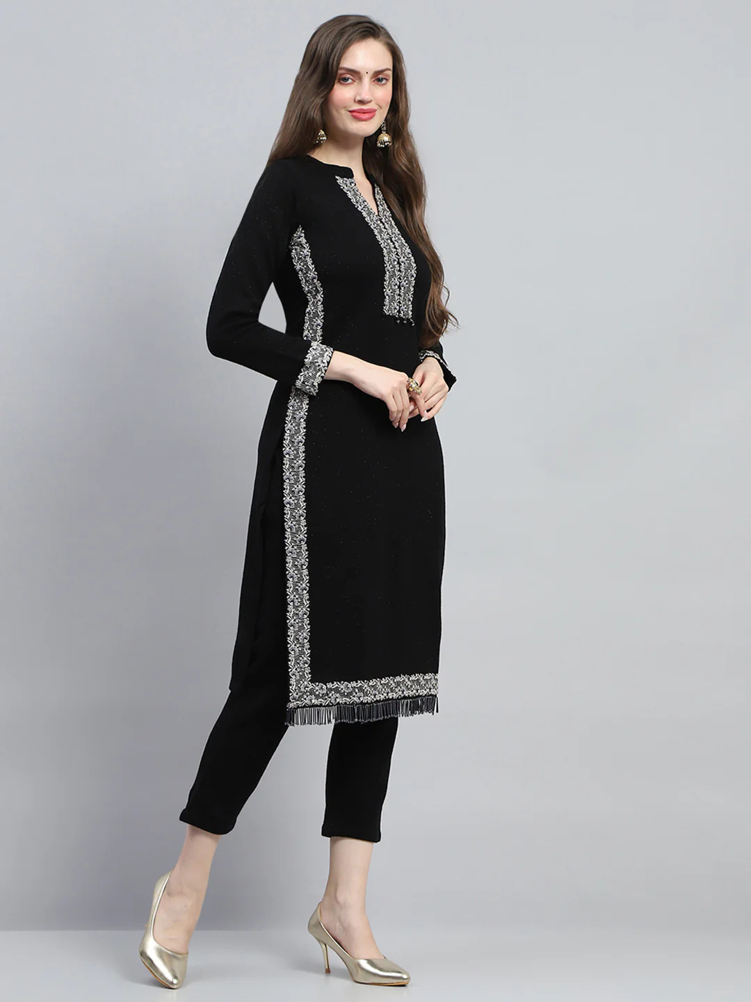 Women Black Embroidered Round Neck Full Sleeve Kurti Set for Winter - Image 4