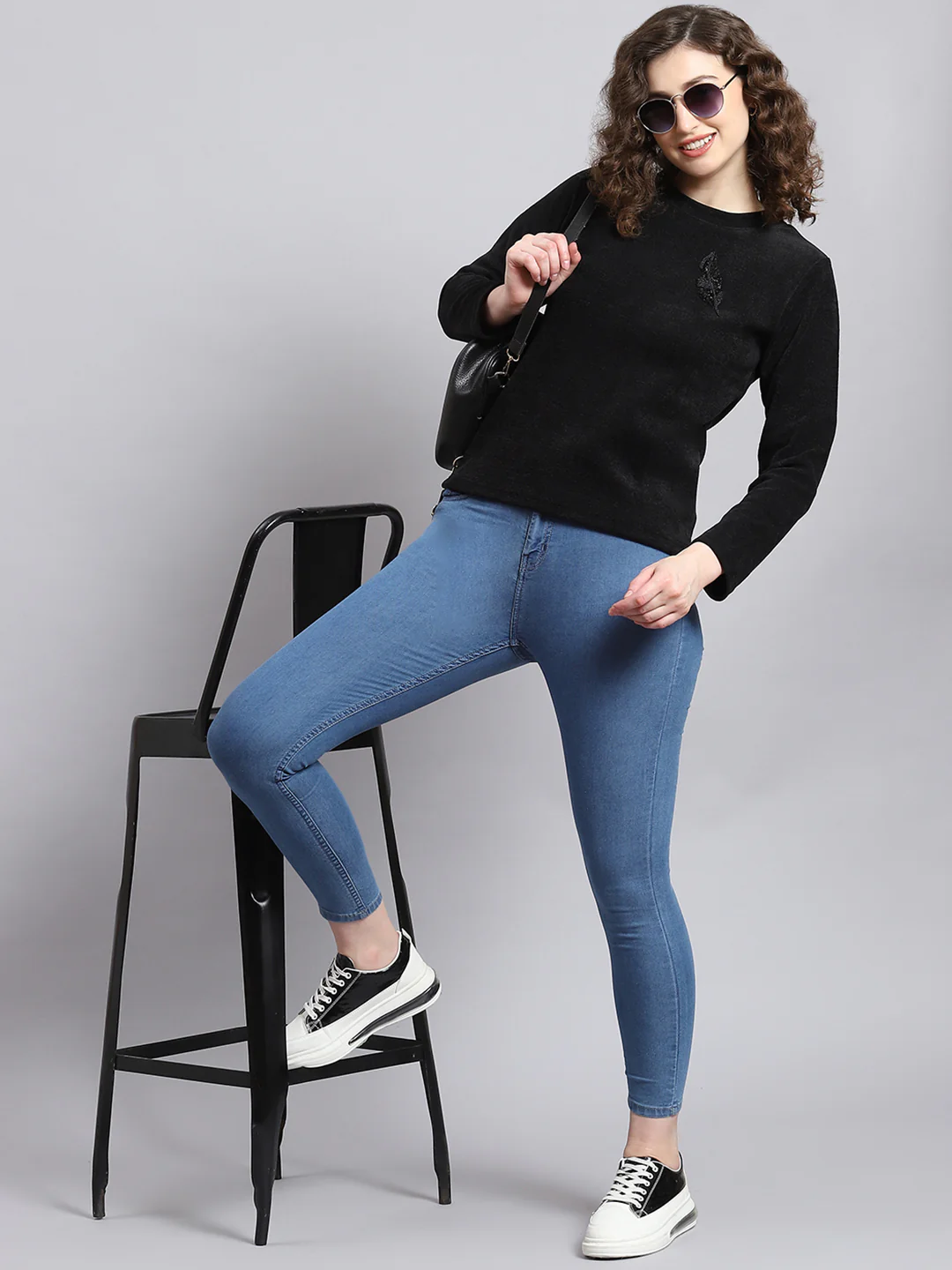 Women Black Embroidered Round Neck Full Sleeve Sweater - Image 2