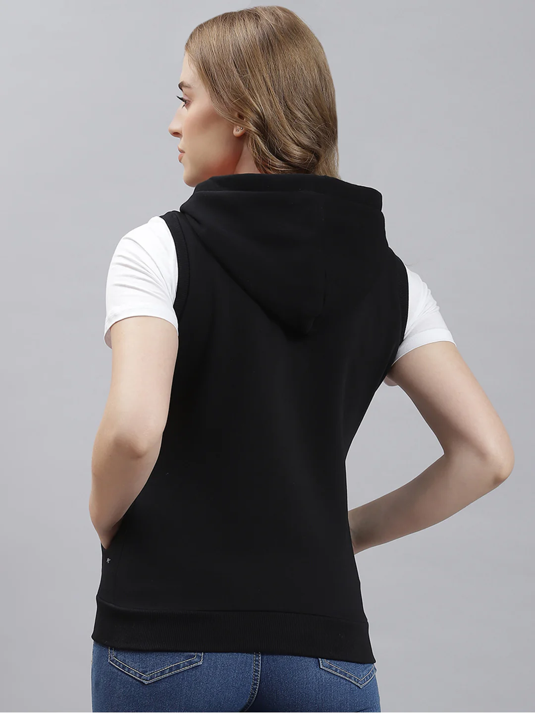 Women Black Plain Sweatshirt - Image 5