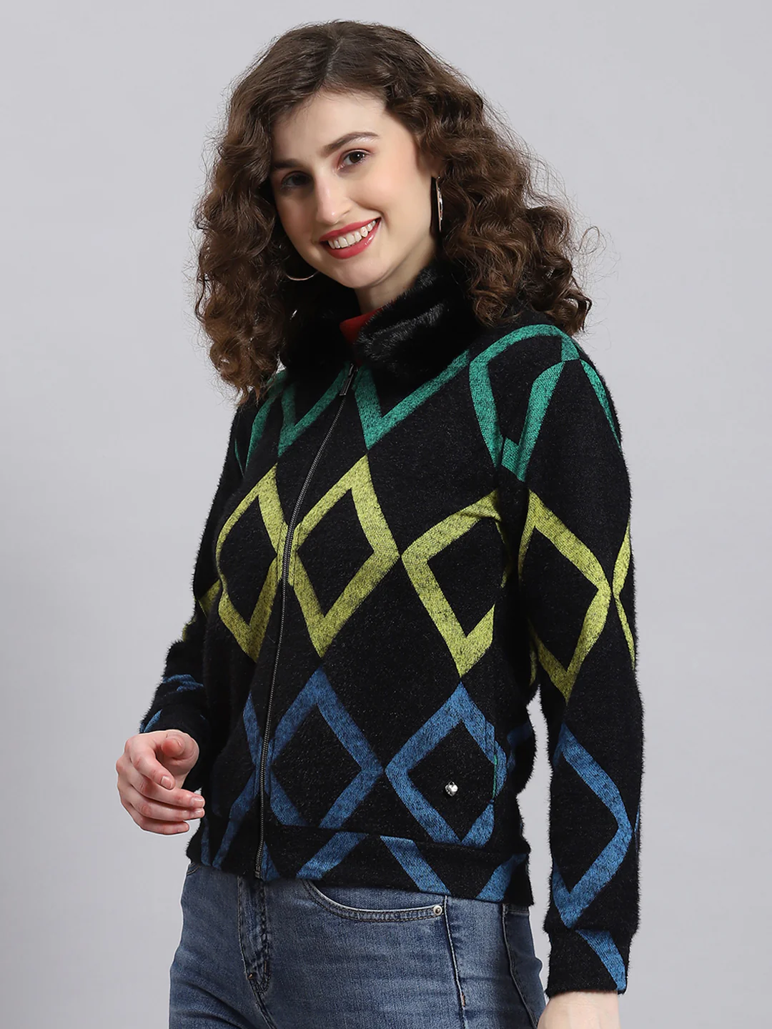 Women Black Printed Collar Full Sleeve Sweatshirt - Image 4