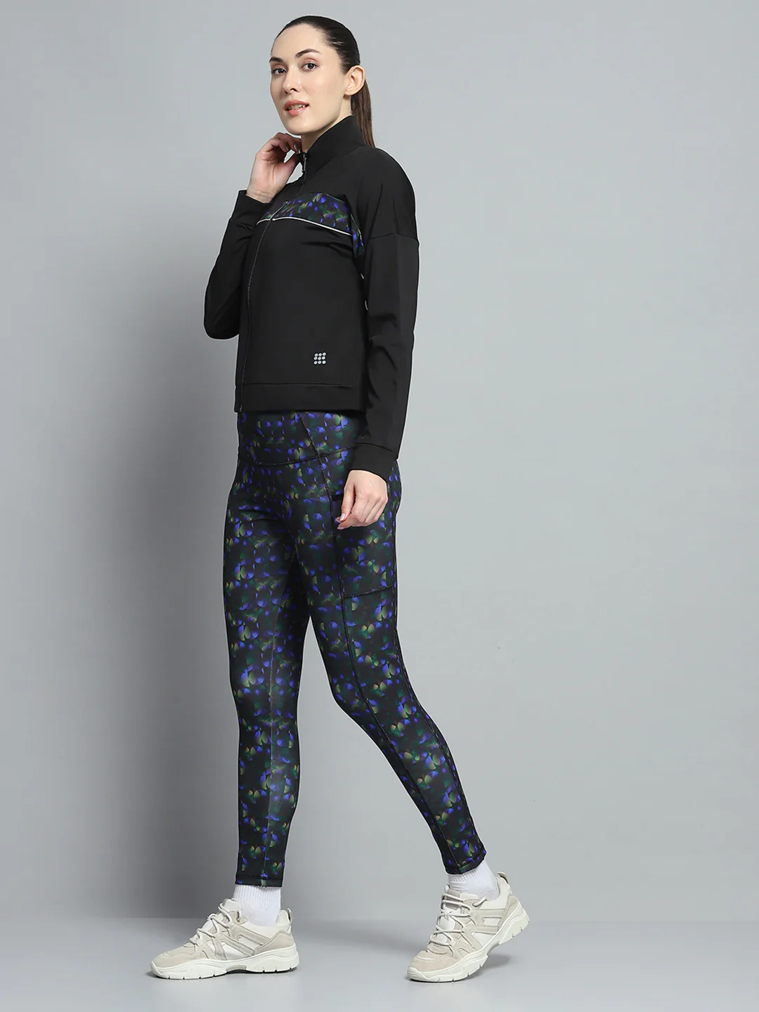 Rock.it Women Black Printed Mock Neck Full Sleeve 3Pc Cords Set - Image 5
