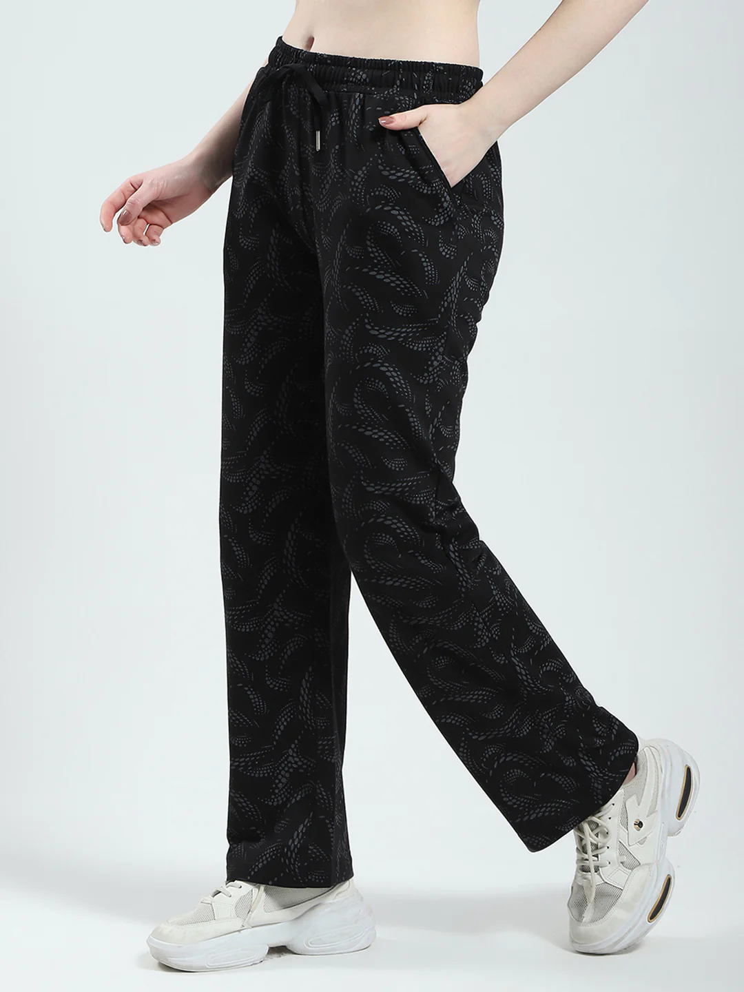 Women Black Printed Regular Fit Lower - Image 3
