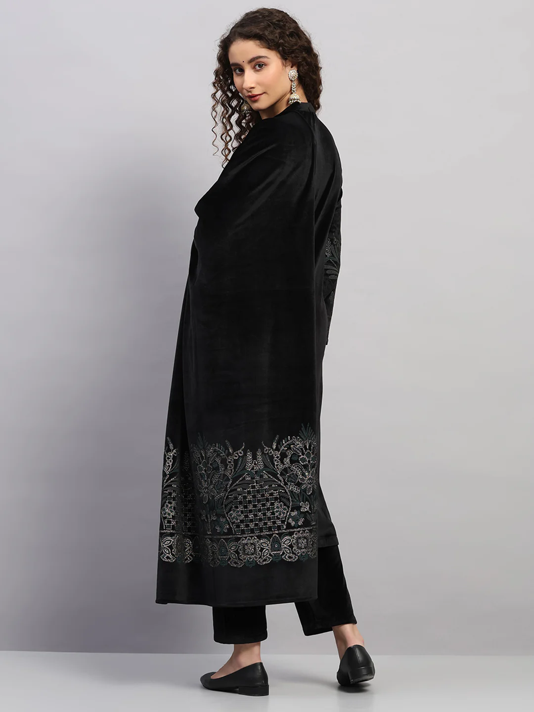 Women Black Printed Round Neck Full Sleeve 3 Pc Kurti Set for Winter - Image 5