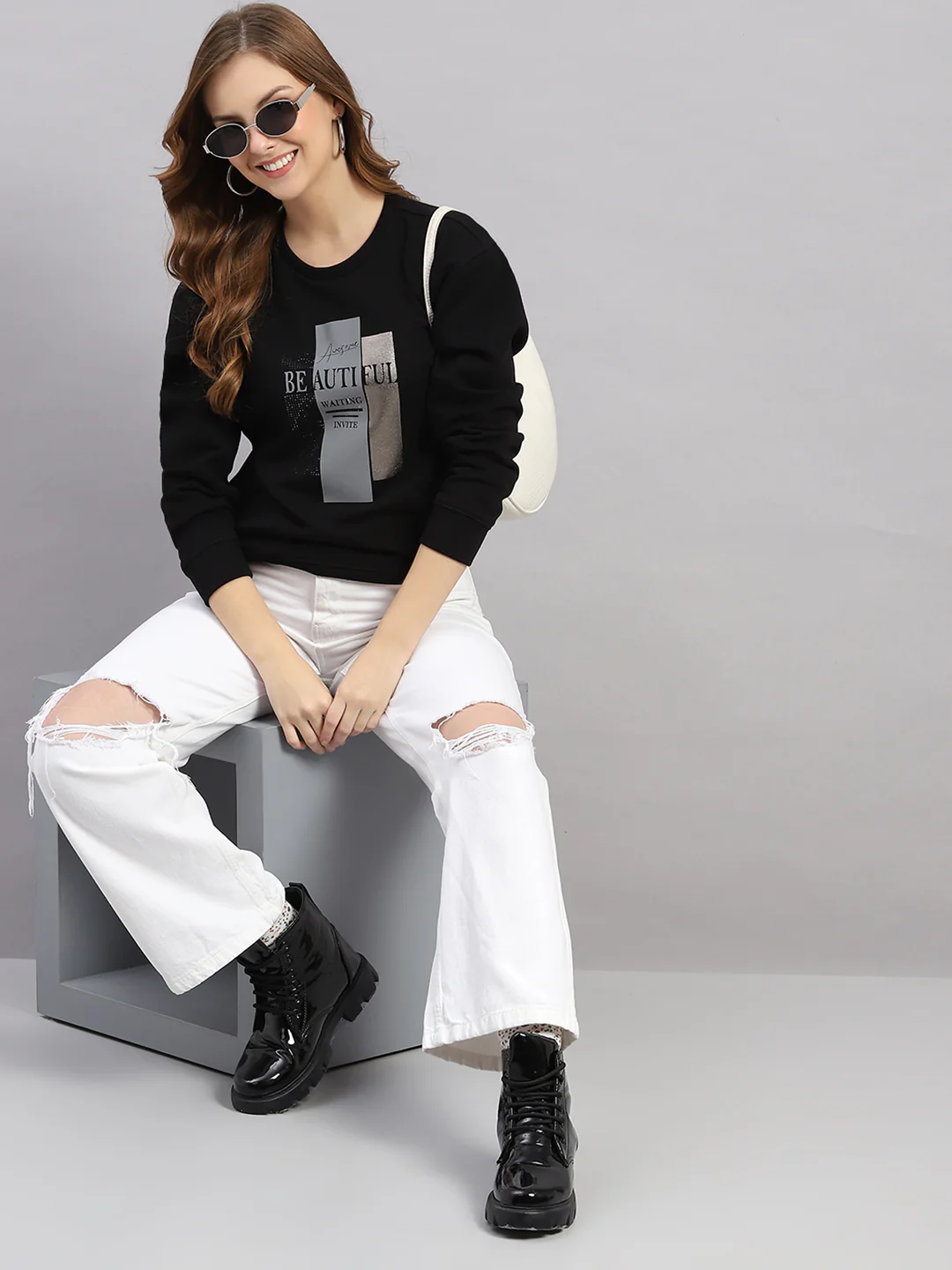Women Black Printed Round Neck Full Sleeve Sweatshirt - Image 2
