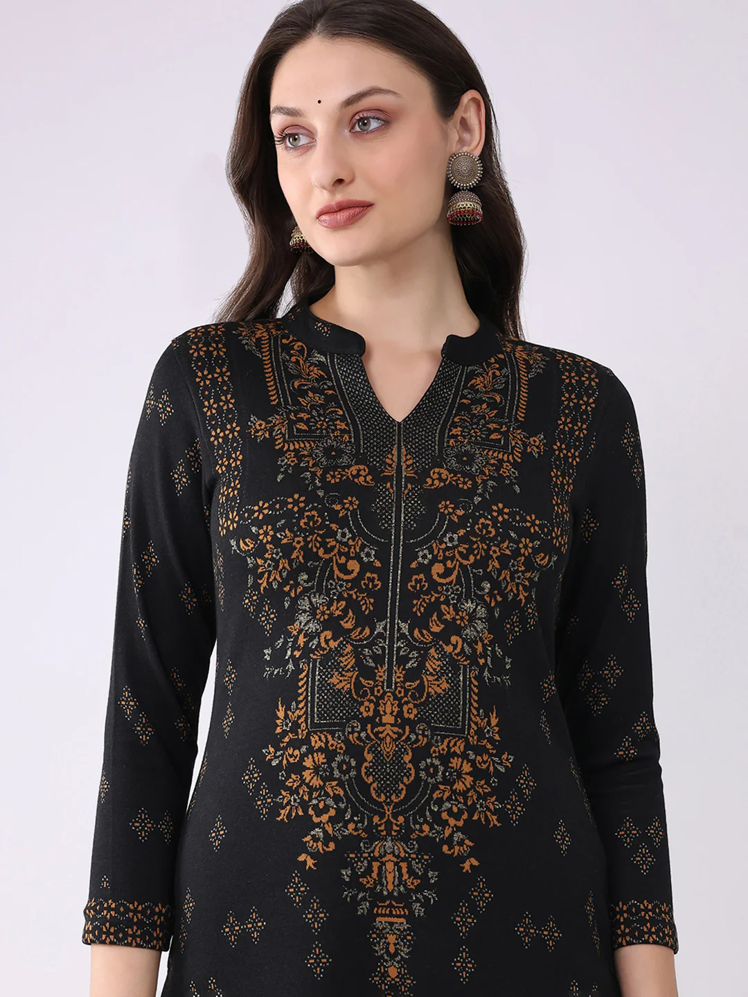 Women Black Printed Round Neck Full Sleeve Winter Kurti - Image 6