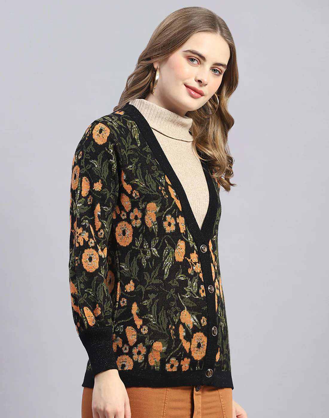 Women Black Printed V Neck Full Sleeve Cardigan - Image 4