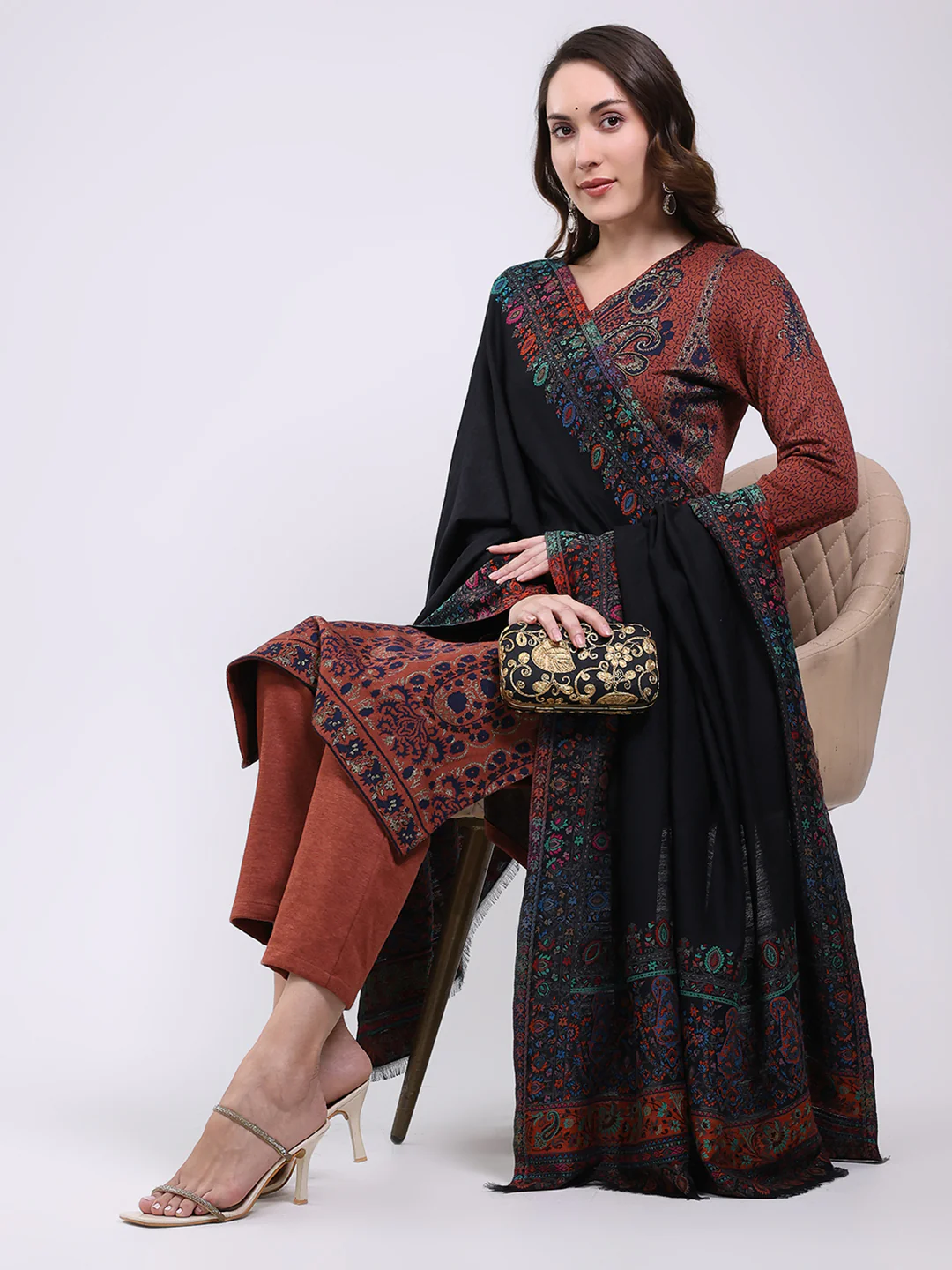 Women Black Printed Wool Blend Shawl - Image 5