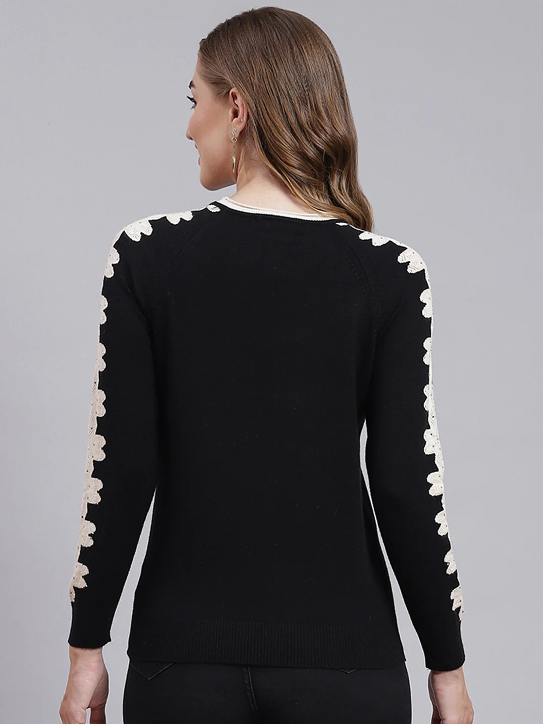 Women Black Printed Wool blend Top - Image 4