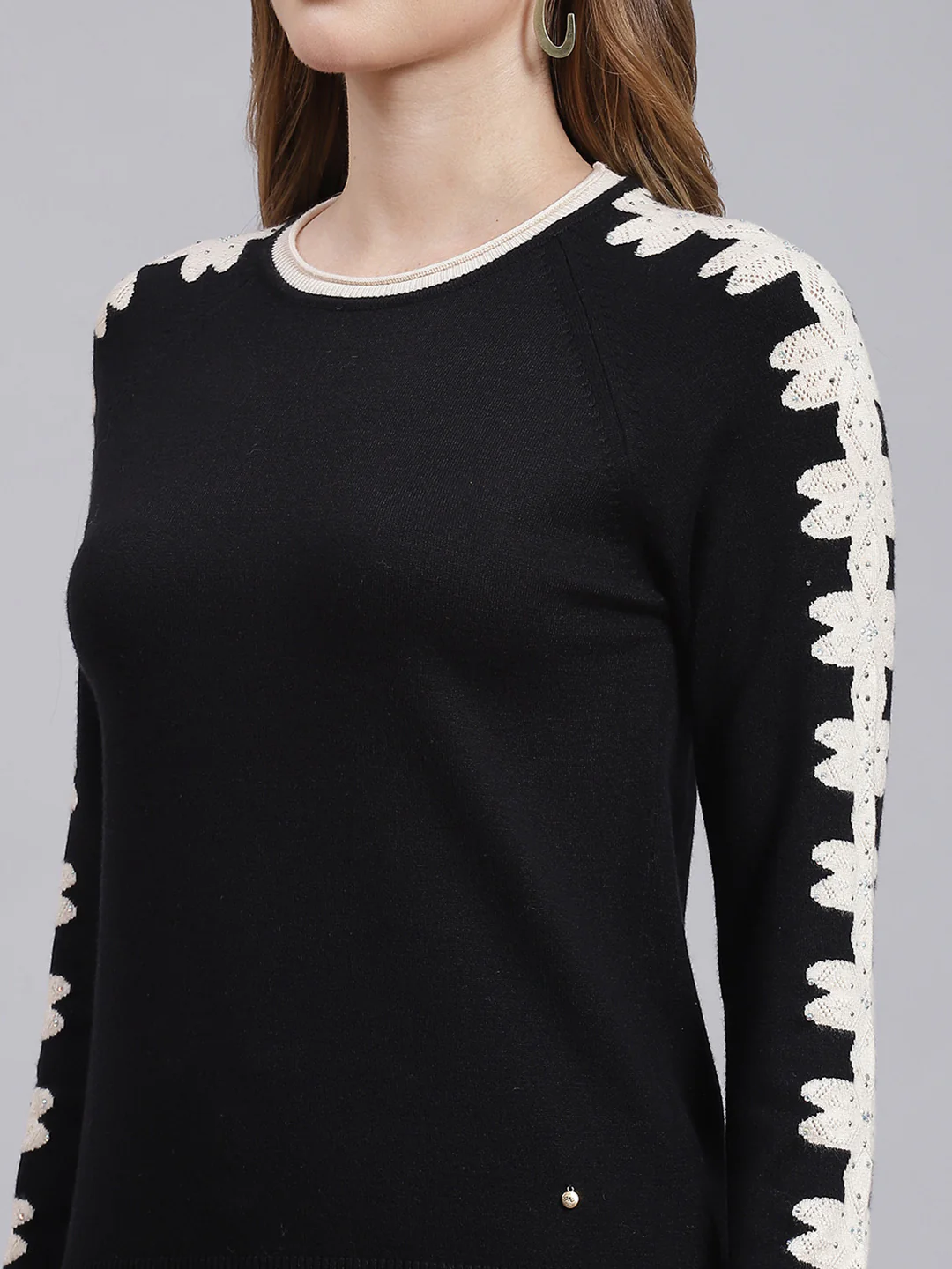 Women Black Printed Wool blend Top - Image 6