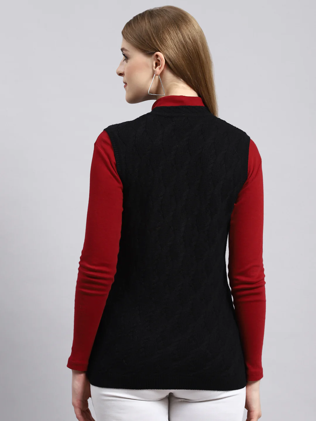 Women Black Self Cardigan - Image 4