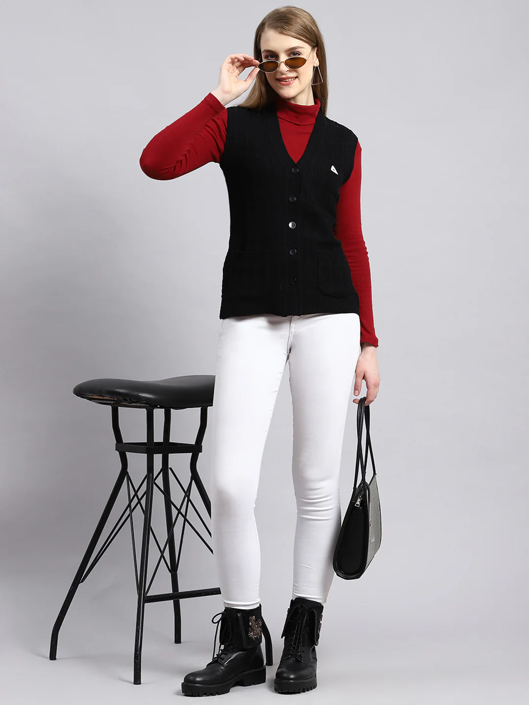 Women Black Self Cardigan - Image 5
