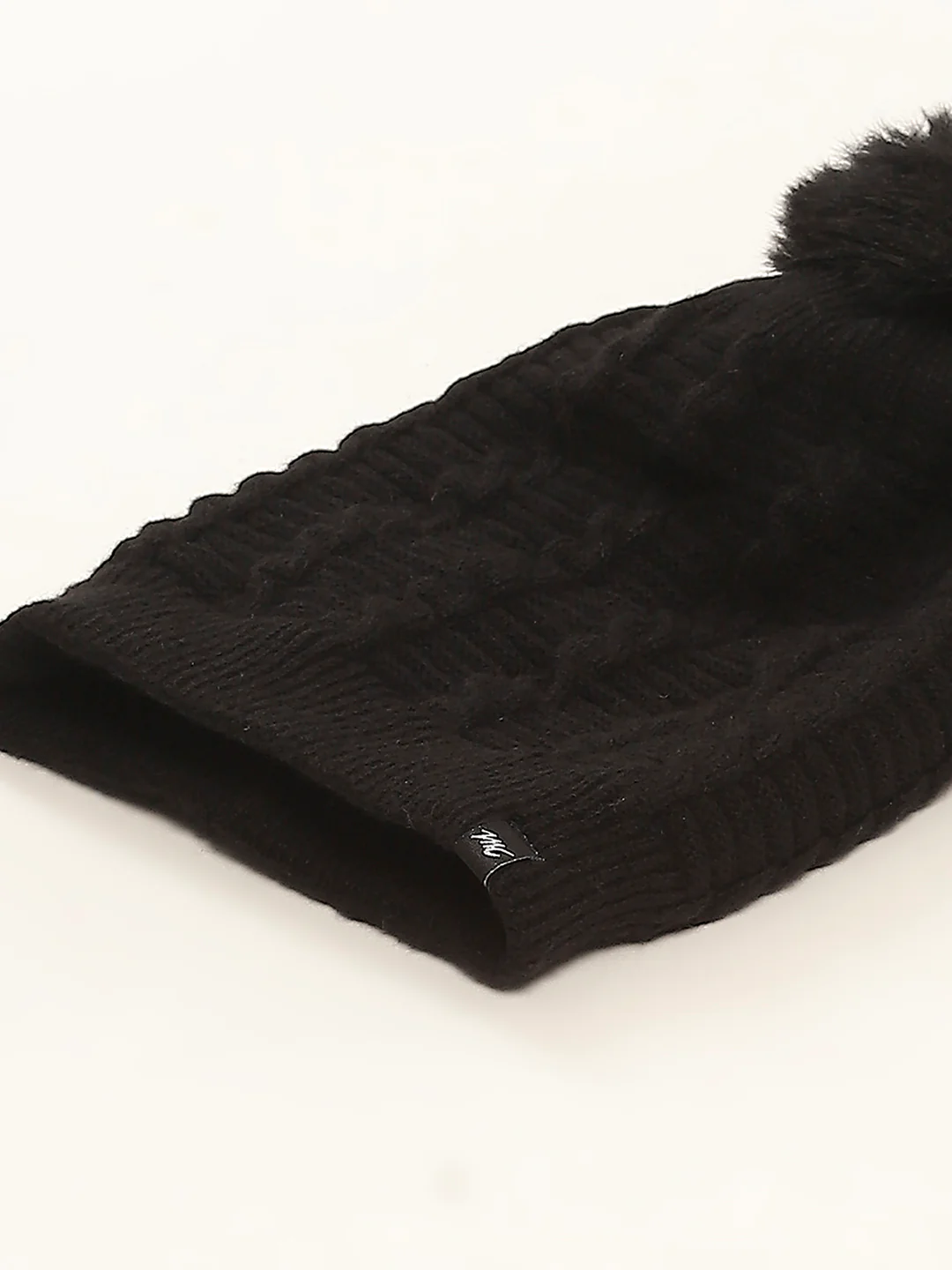 Women Black Self Design Cap - Image 7
