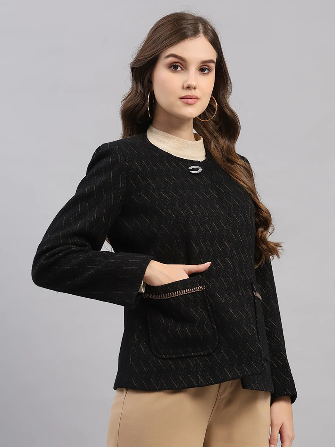 Women Black Self Design Collar Full Sleeve Coat - Image 4