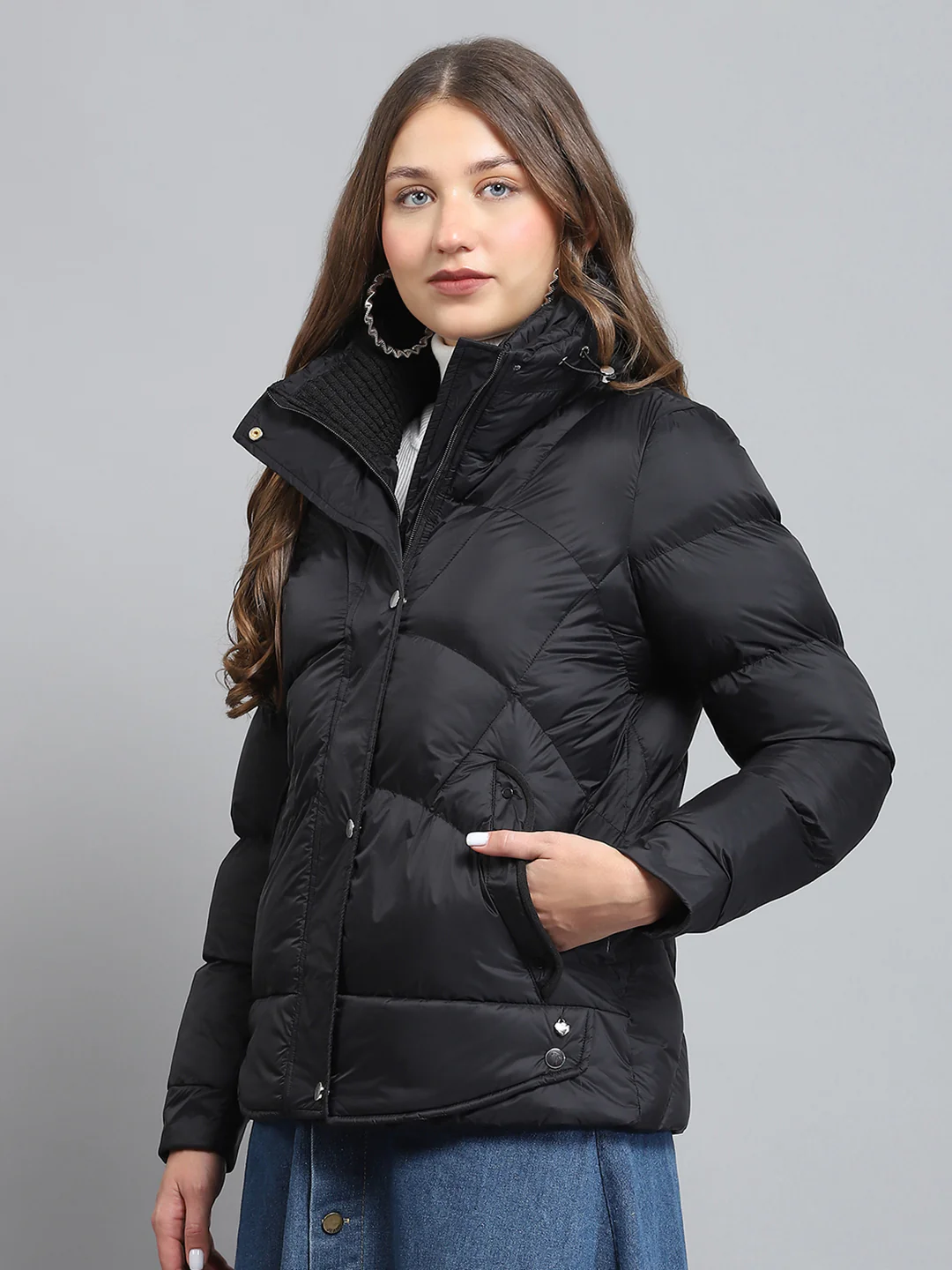 Women Black Self Design Collar Full Sleeve Jacket - Image 3