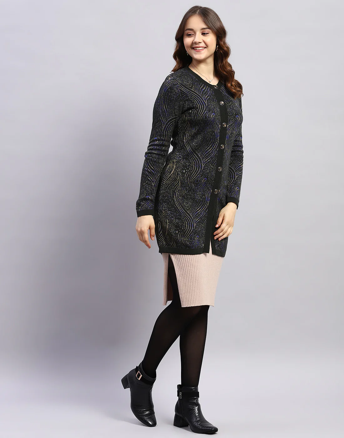 Women Black Self Design Round Neck Full Sleeve Cardigan - Image 5