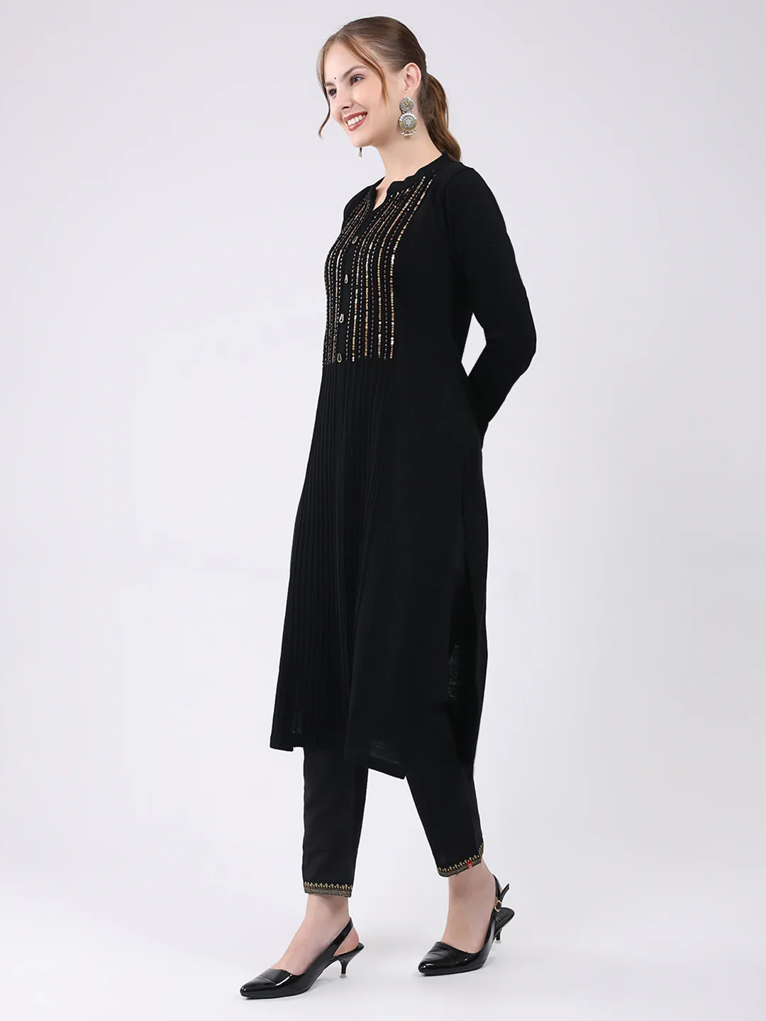 Women Black Self Design Round Neck Full Sleeve Winter Kurti - Image 3