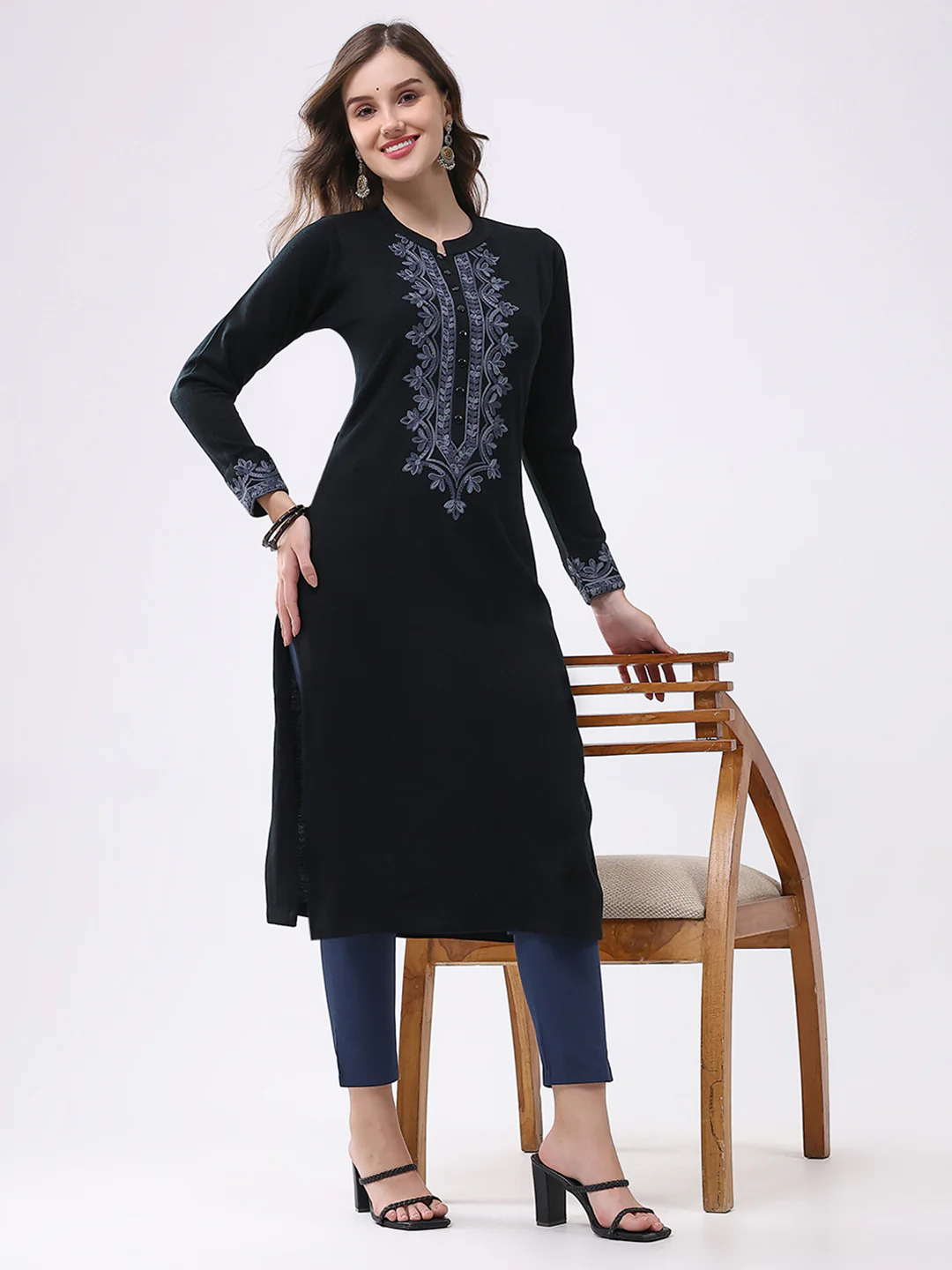 Women Black Self Design Round Neck Full Sleeve Winter Kurti - Image 2