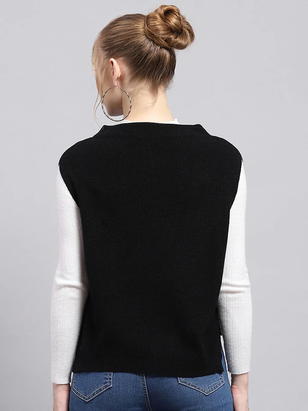 Women Black Self Design Round Neck Sleeveless Winter Tops - Image 5
