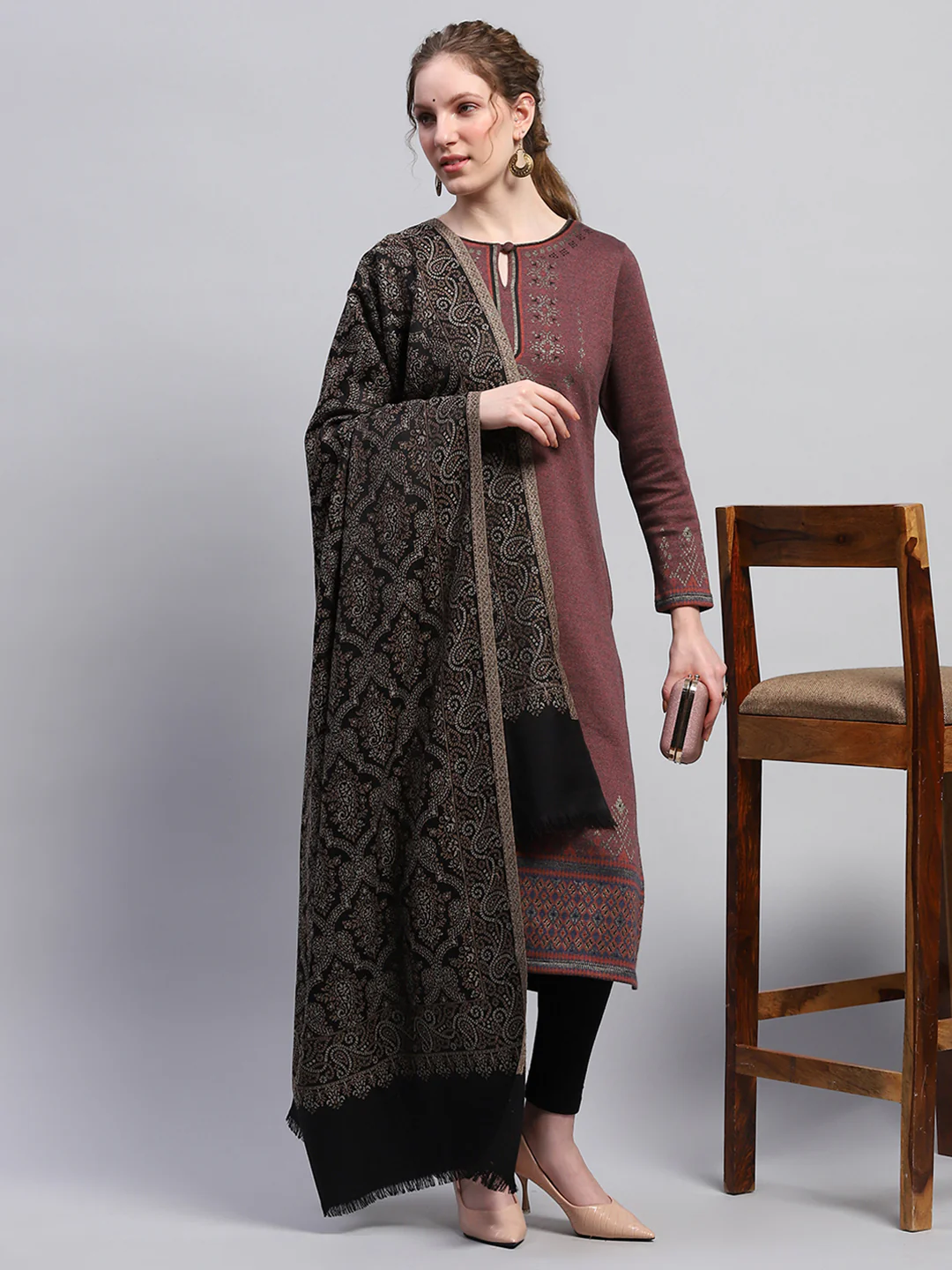 Women Black Self Design Shawl - Image 5