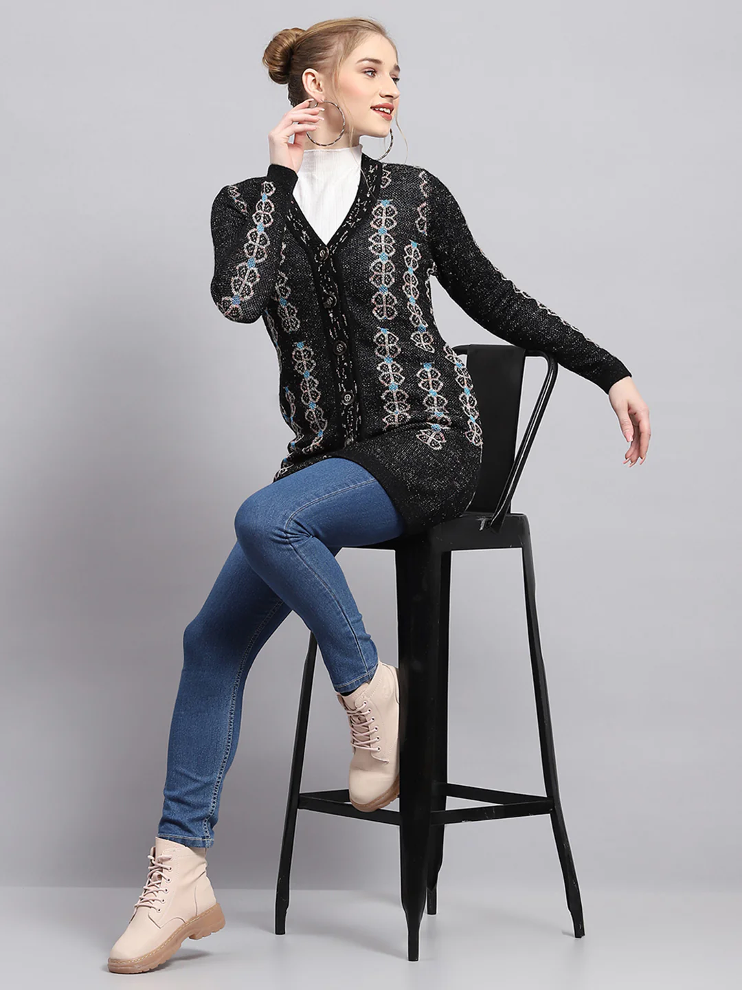 Women Black Self Design V Neck Full Sleeve Cardigan - Image 2