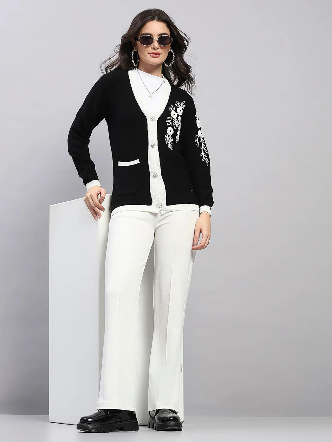 Women Black Self Design V Neck Full Sleeve Cardigan - Image 2