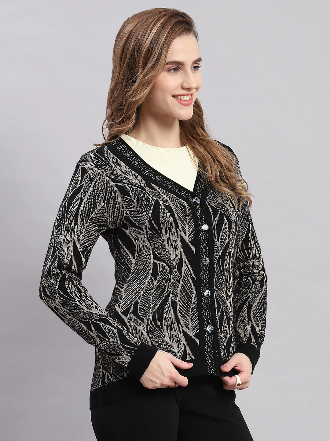 Women Black Self Design V Neck Full Sleeve Cardigans - Image 4