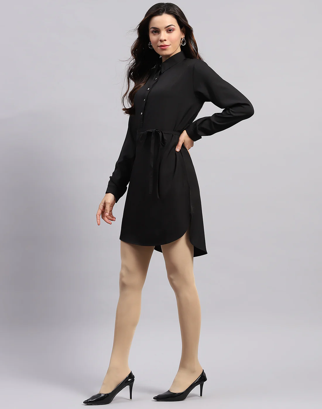 Women Black Solid Collar Full Sleeve Tunic - Image 4