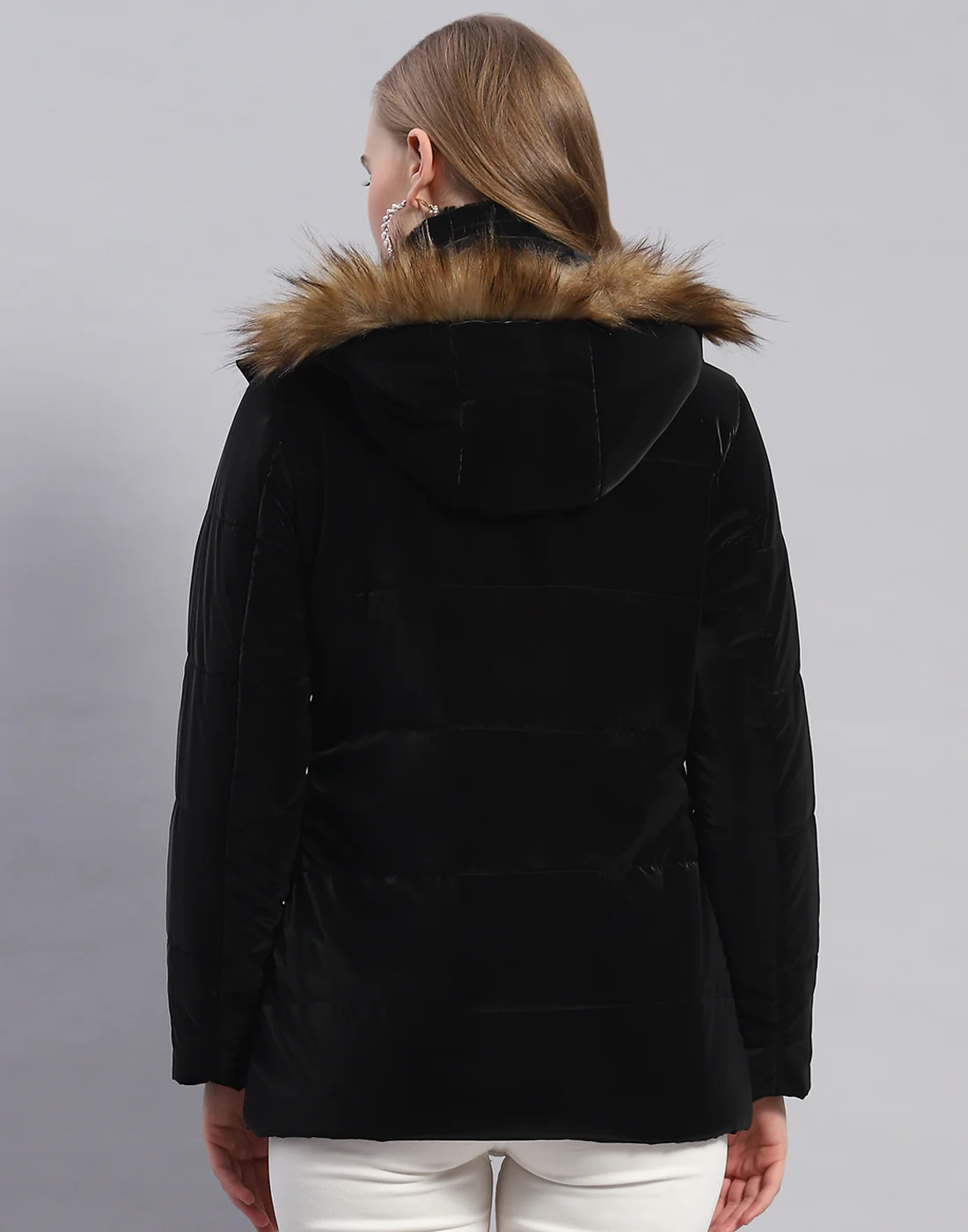 Women Black Solid Hooded Full Sleeve Jacket - Image 5