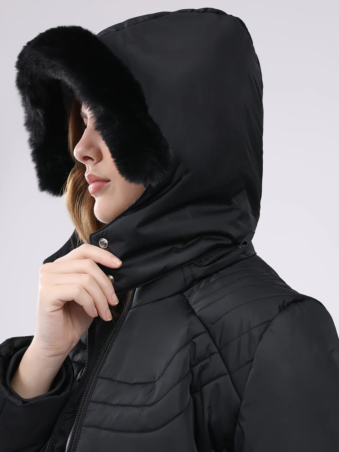 Women Black Solid Hooded Full Sleeve Jacket - Image 7