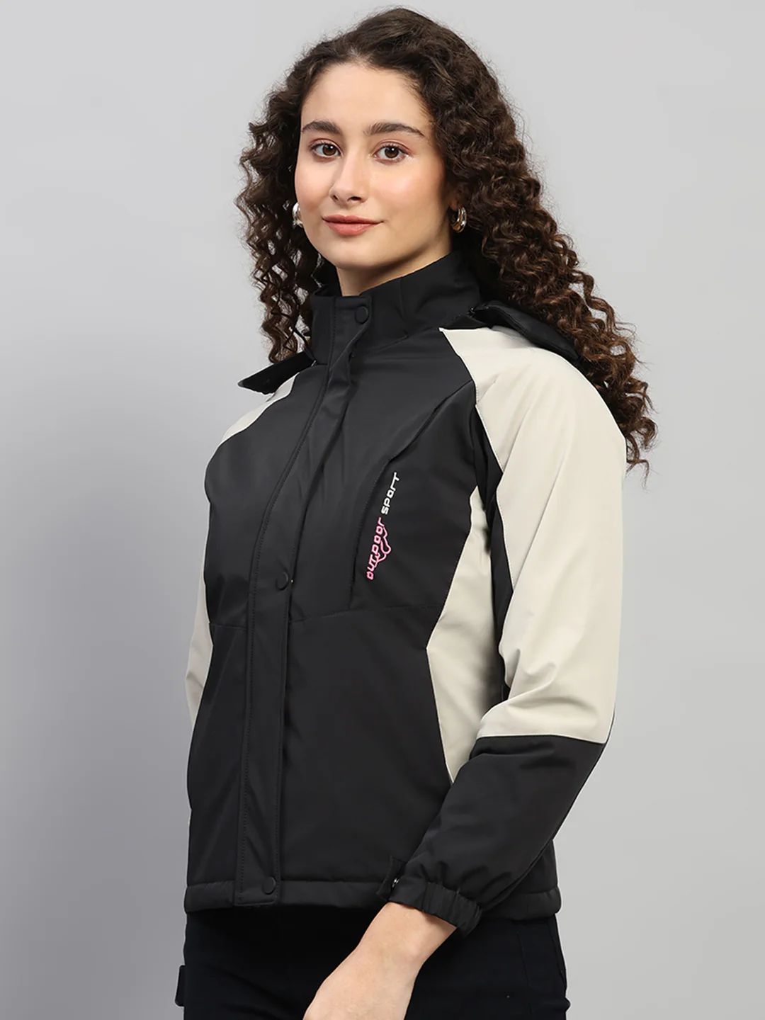 Women Black Solid Hooded Full Sleeve Jacket - Image 3