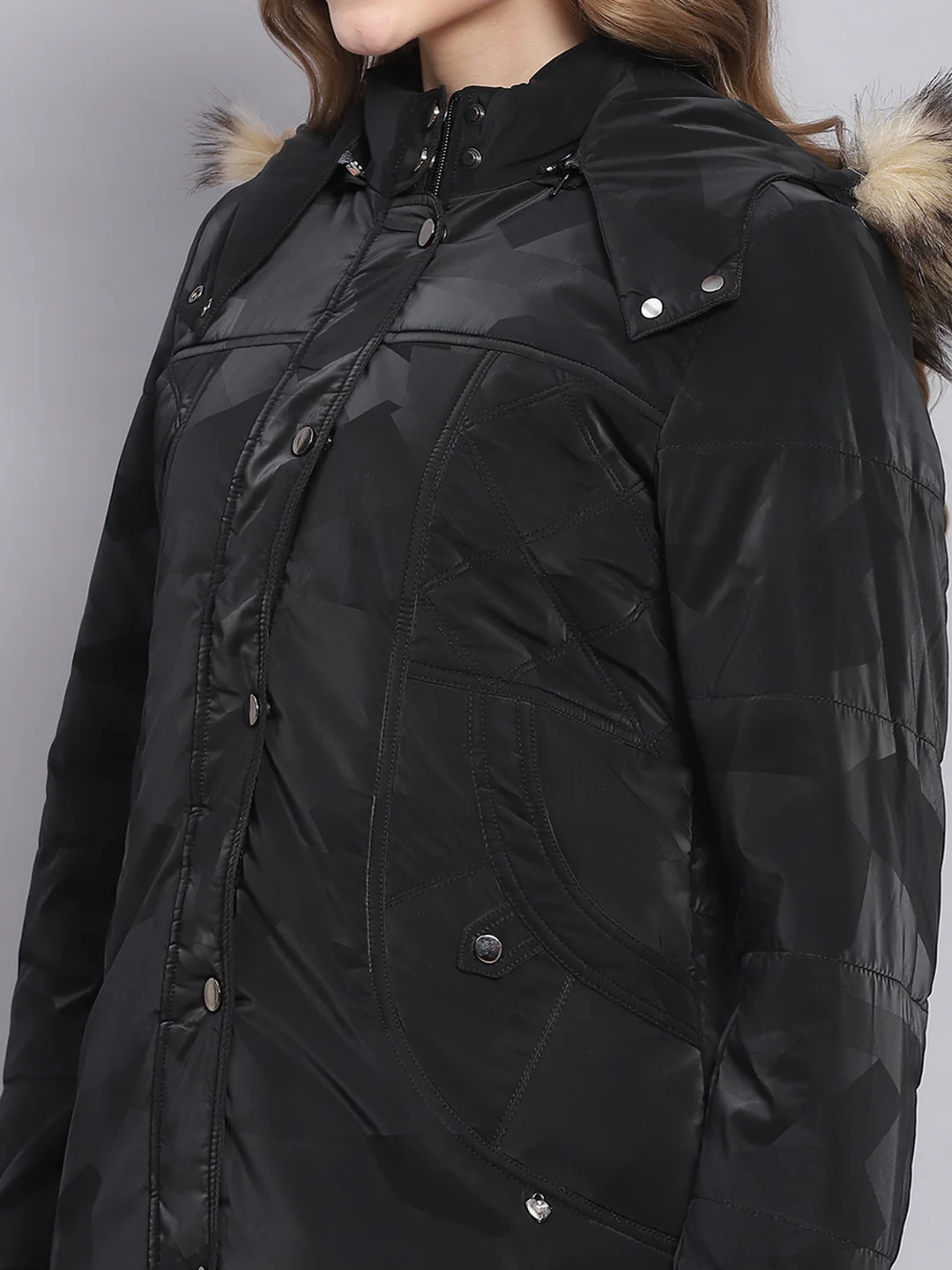 Women Black Solid Hooded Full Sleeve Jackets - Image 8