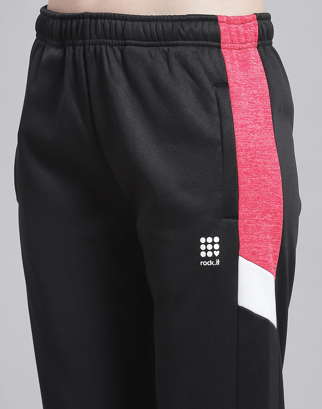 Rock.it Women Black Solid Hooded Full Sleeve Tracksuit - Image 8