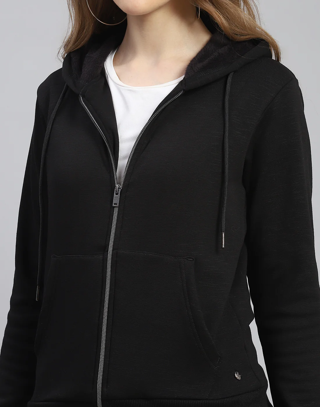 Women Black Solid Hooded Full Sleeve Tracksuit - Image 6