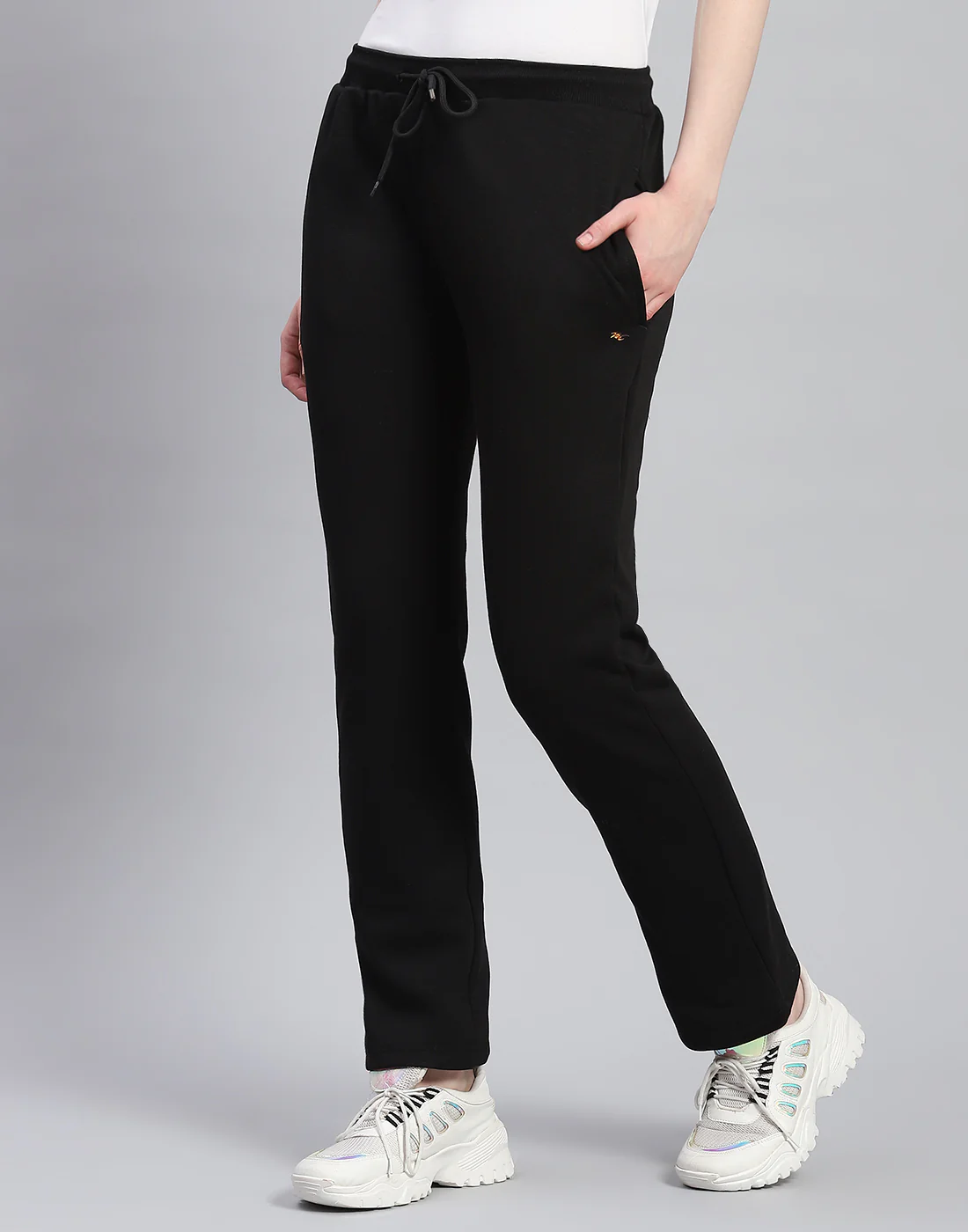Women Black Solid Hooded Full Sleeve Tracksuit - Image 7