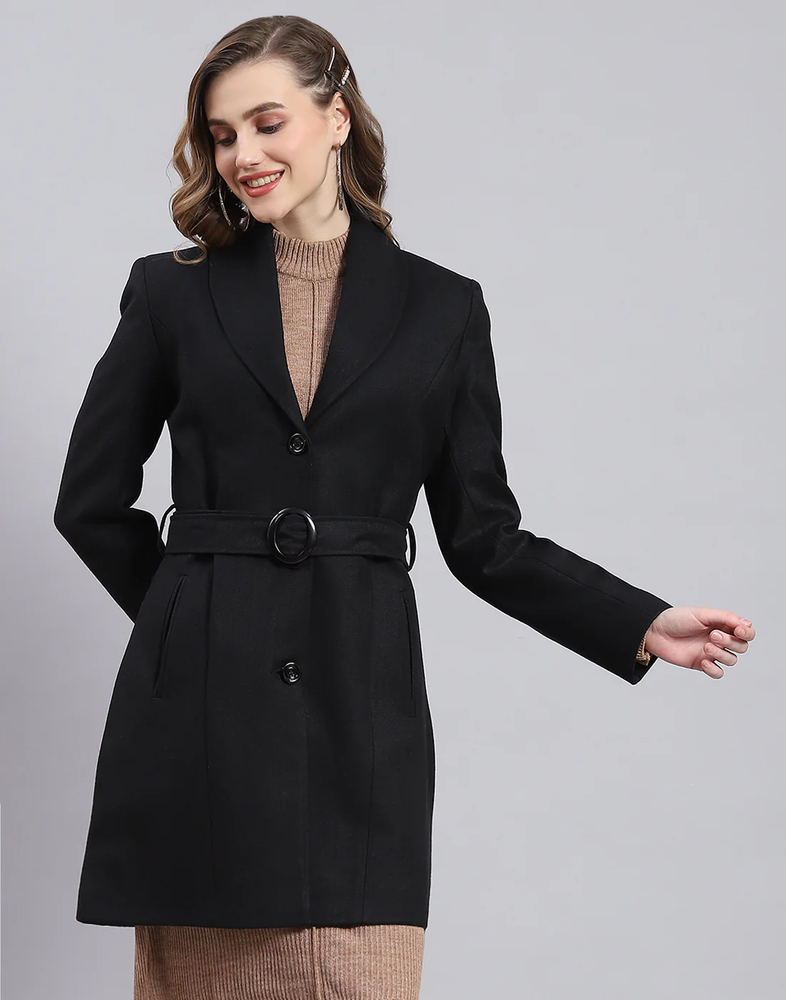Women Black Solid Lapel Collar Full Sleeve Coat - Image 2