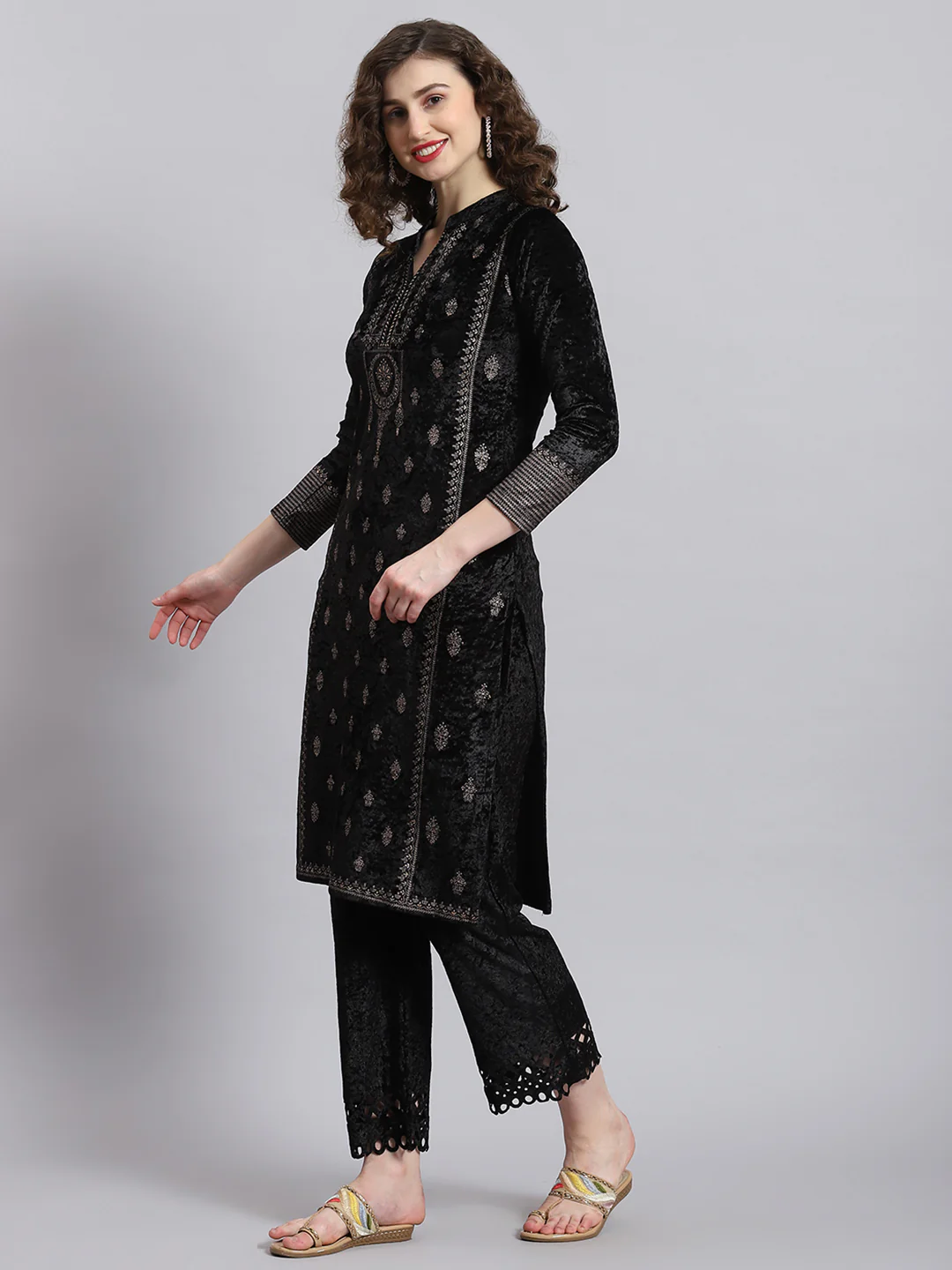 Women Black Solid Mandarin Collar Full Sleeve Kurtis Set - Image 2