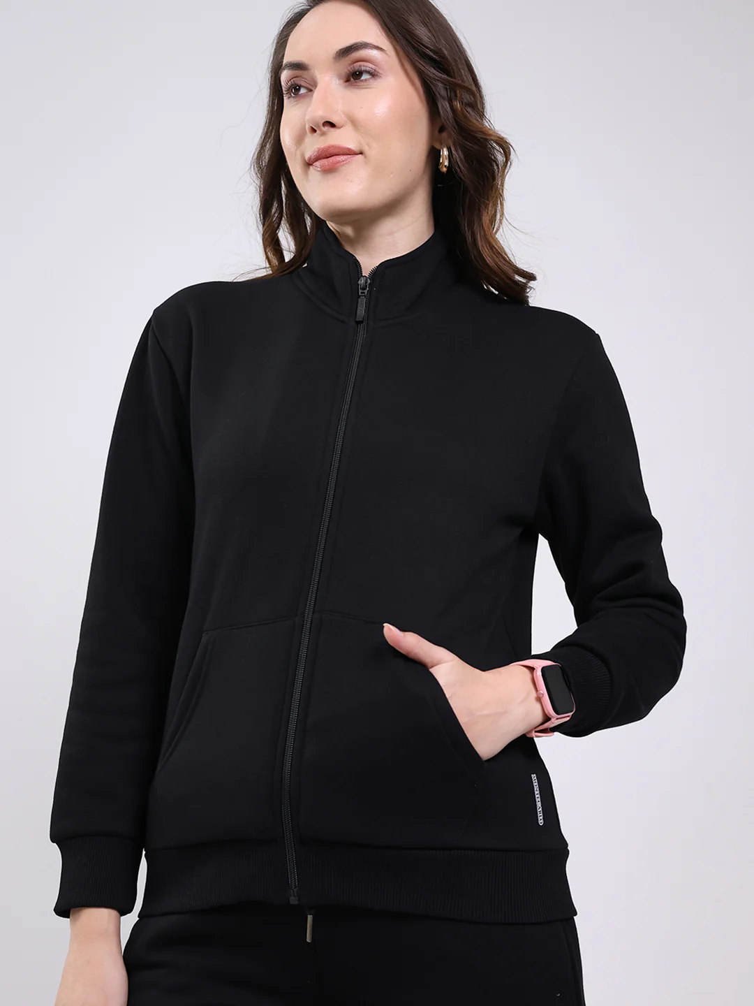 Women Black Solid Mock Neck Full Sleeve Winter Tracksuit - Image 7