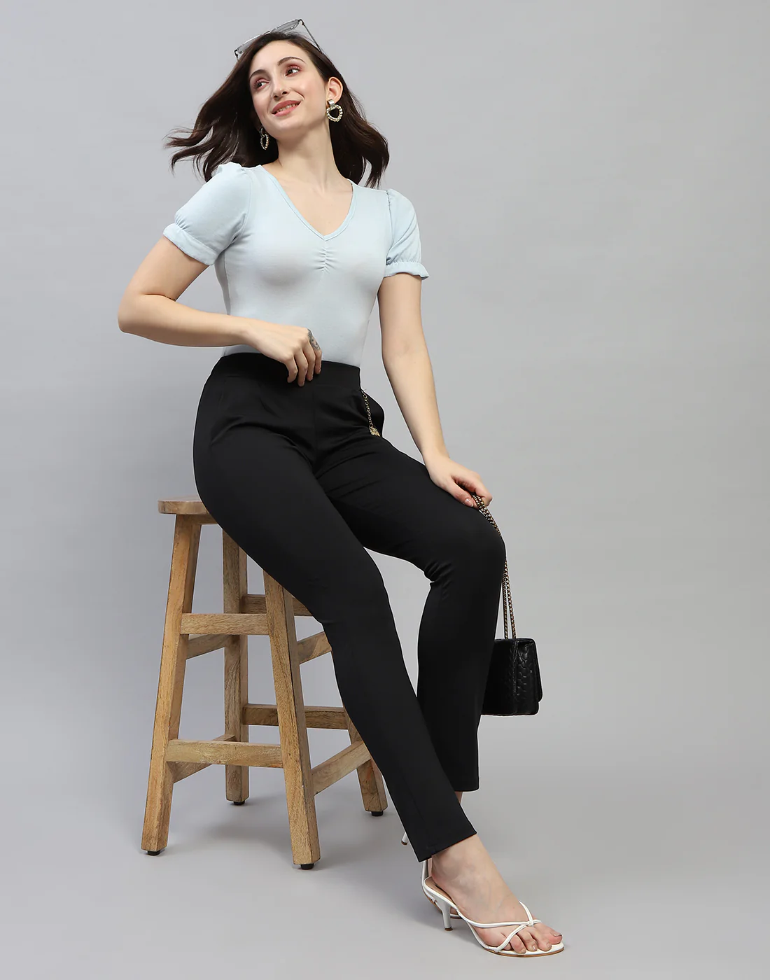 Women Black Solid Regular Fit Jegging - Image 3