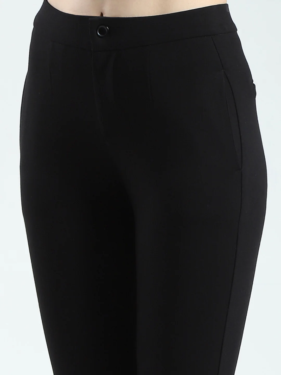 Women Black Solid Regular Fit Jegging - Image 7