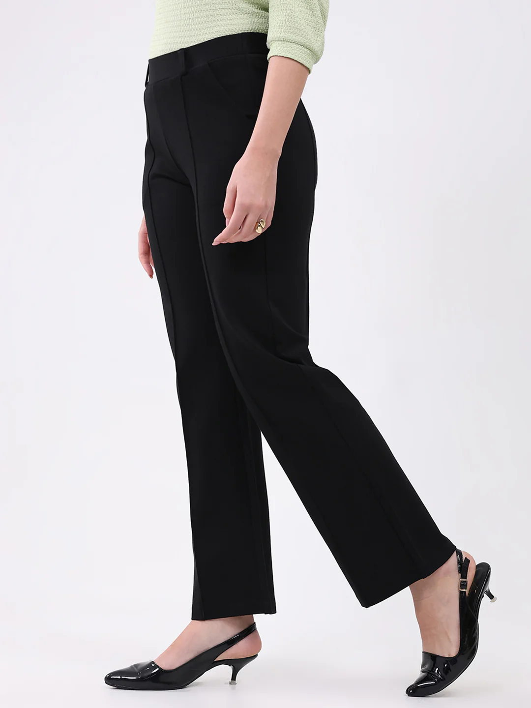 Women Black Solid Regular Fit Jegging - Image 3