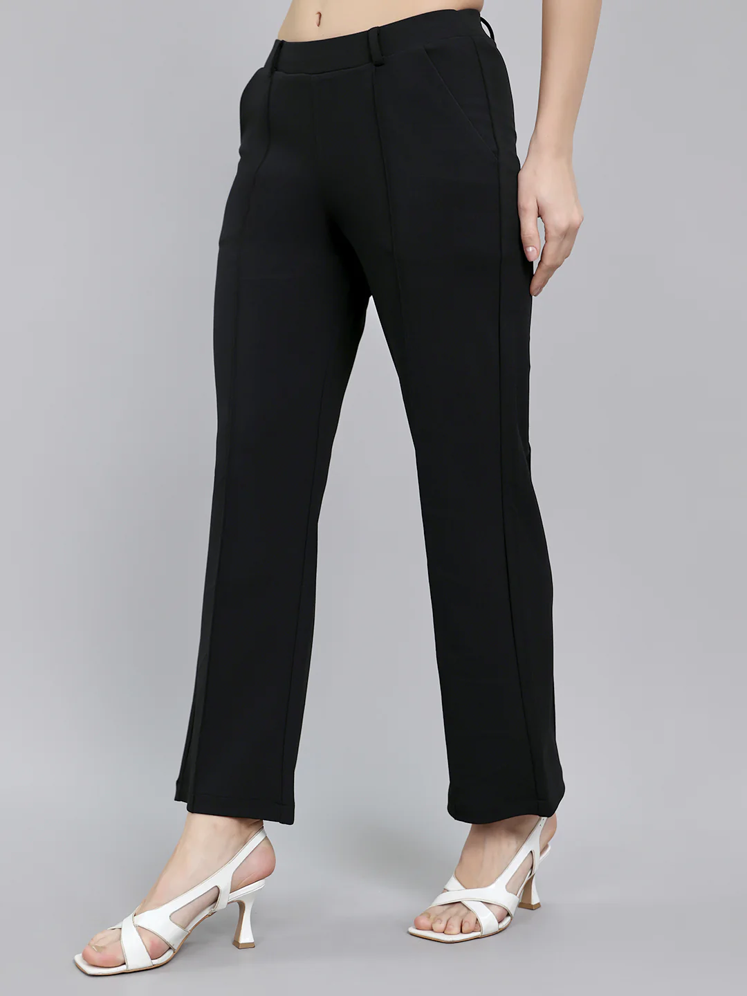 Women Black Solid Regular Fit Jegging - Image 2