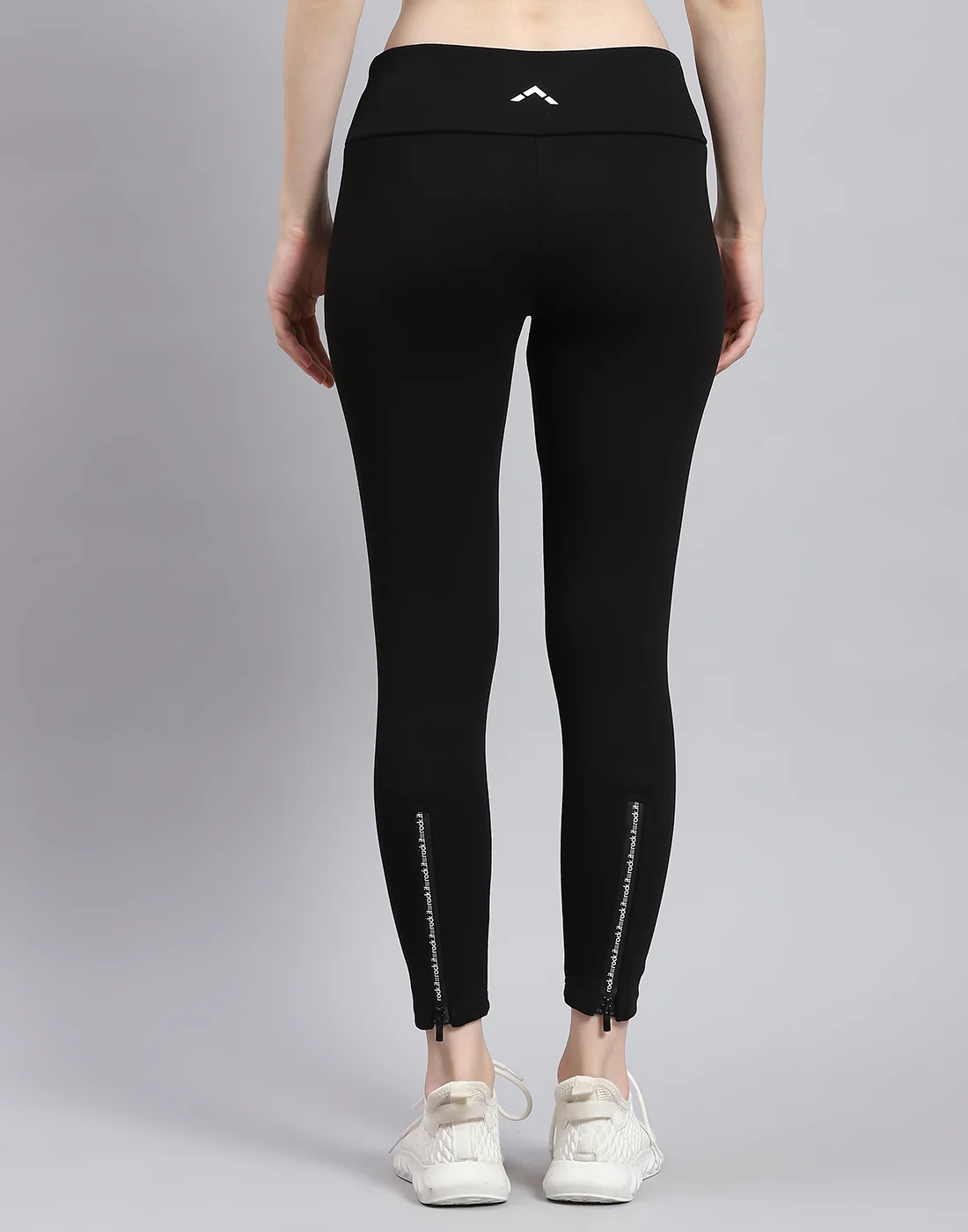 Rock.it Women Black Solid Regular Fit Legging - Image 6