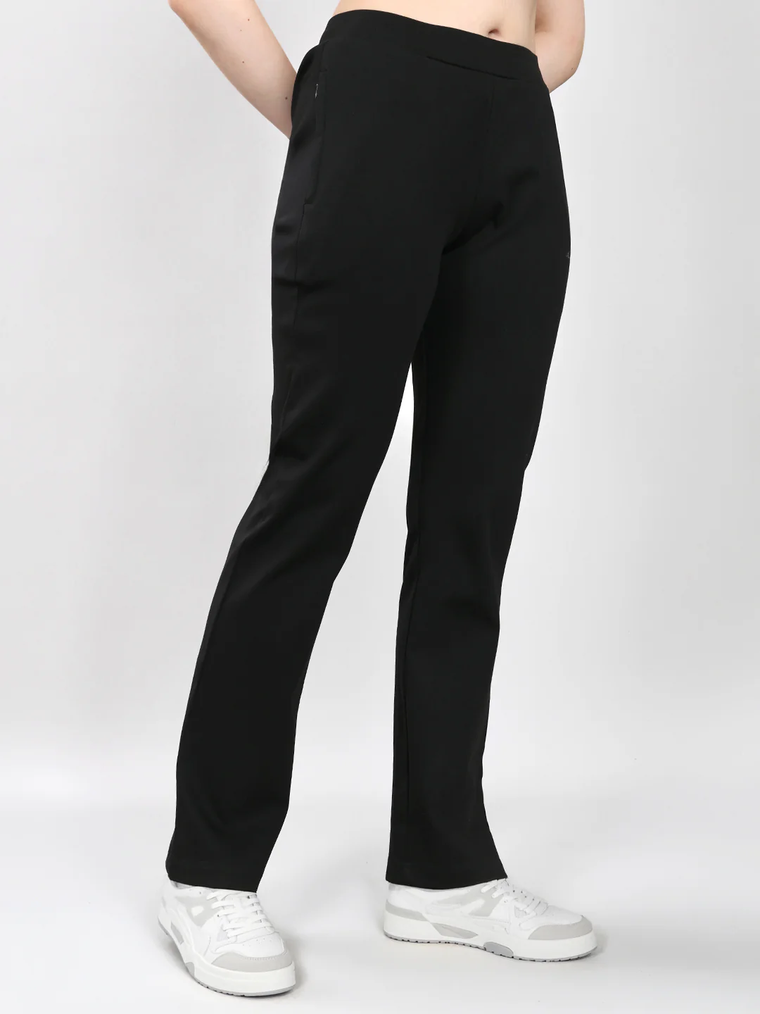 Women Black Solid Regular Fit Lower - Image 3