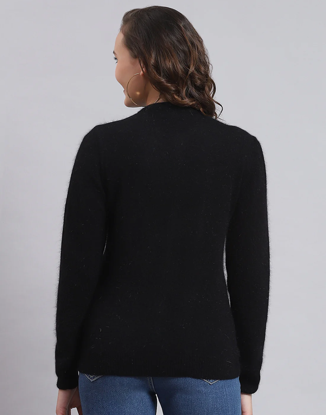 Women Black Solid Round Neck Full Sleeve Sweater - Image 6