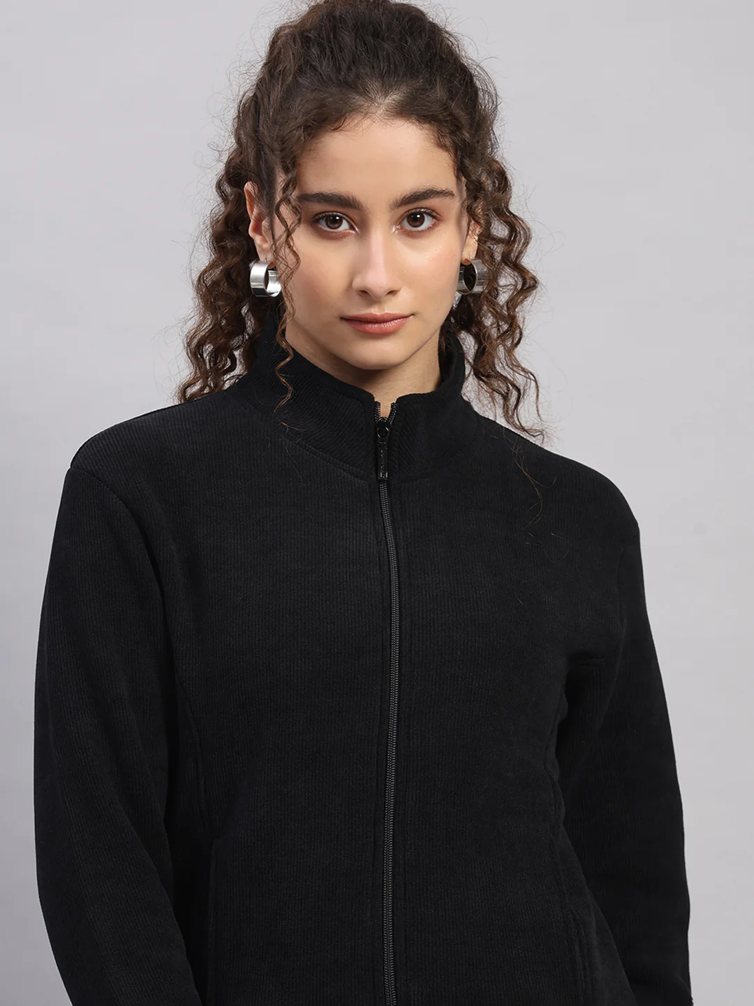 Women Black Solid Round Neck Full Sleeve Sweatshirt - Image 7