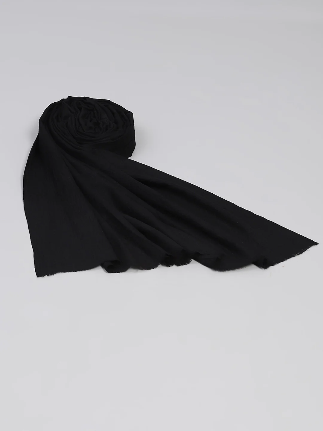 Women Black Solid Shawl - Image 5